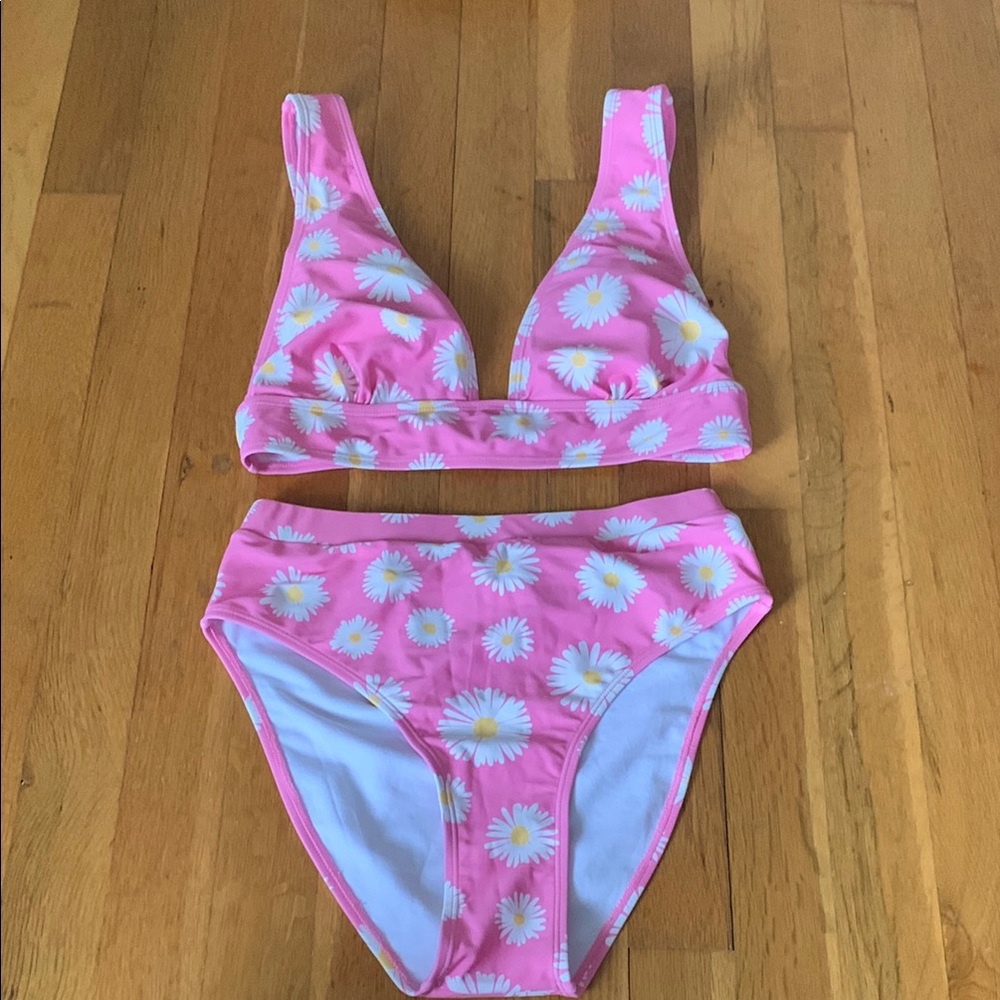 Pink Daisy Bikini Set